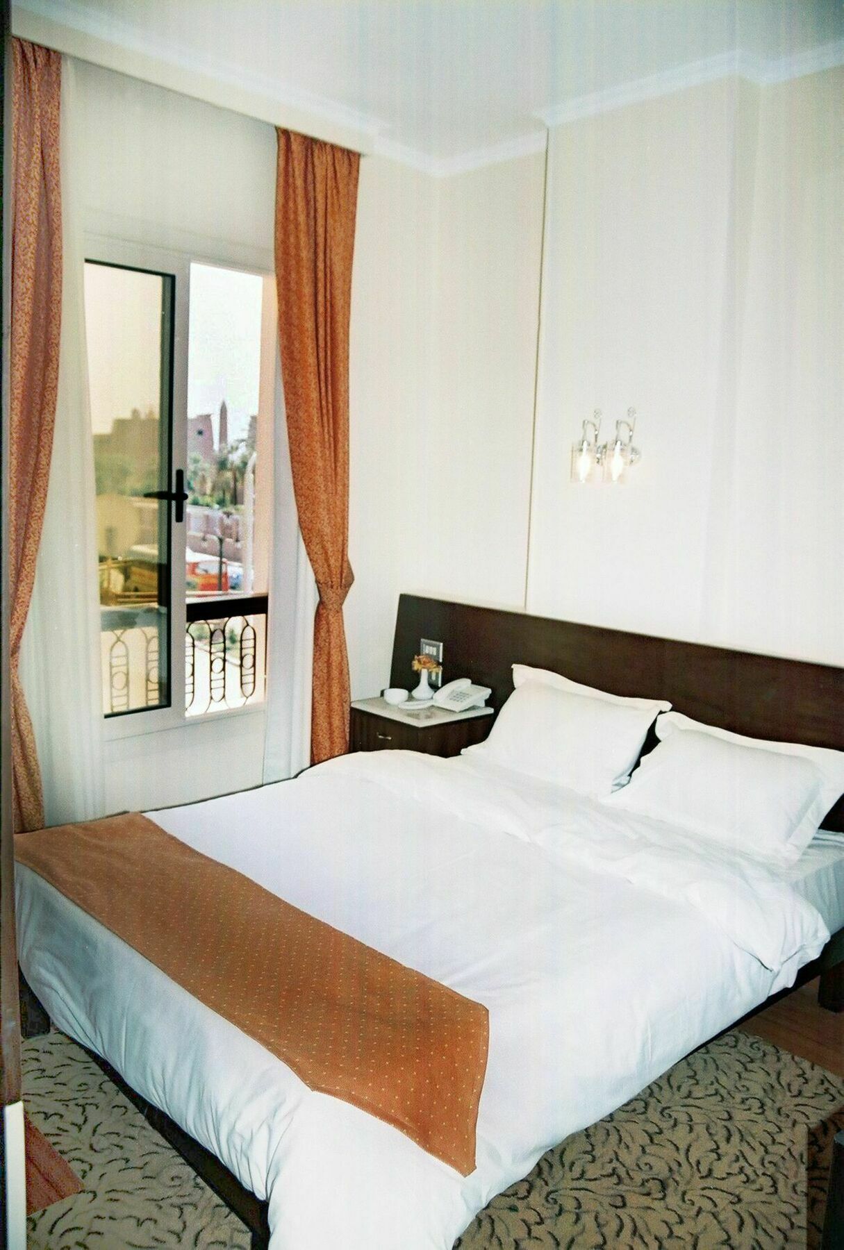 Susanna 3* Luksor